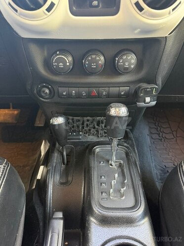 Jeep Wrangler 2014, 187,000 km - 3.6 l - Sumqayıt