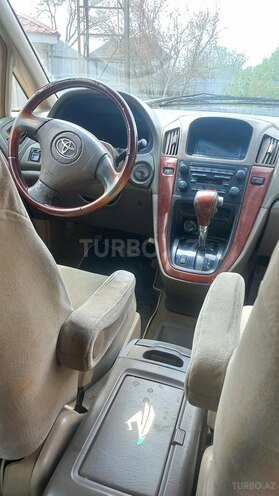 Toyota Harrier 2001, 460,000 km - 2.2 л - Lənkəran