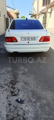 Mercedes E 230 1998, 523,235 km - 2.3 l - Xırdalan