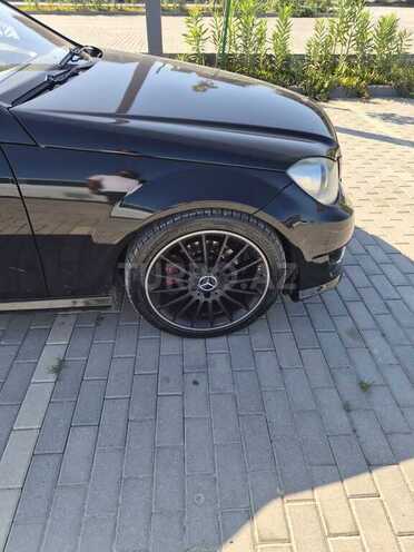Mercedes C 300 4MATIC 2012, 300,000 km - 3.5 l - Bakı