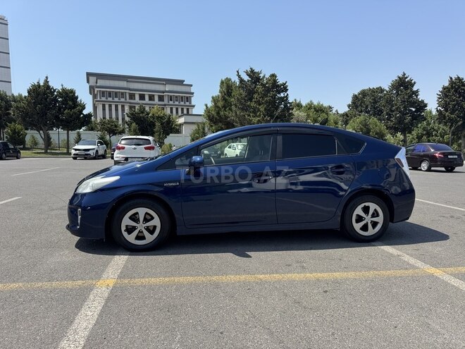Toyota Prius 2014, 241,965 km - 1.8 l - Bakı