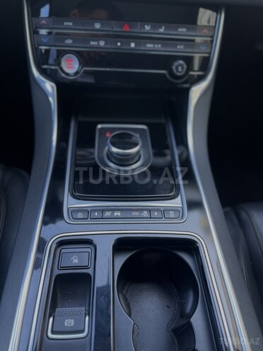 Jaguar XF 2017, 101,000 km - 2.0 l - Bakı