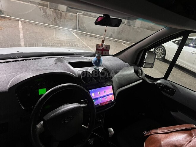 Ford Tourneo Connect 2012, 233,000 km - 1.8 л - Bakı