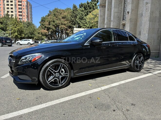 Mercedes C 300 2019, 67,500 km - 2.0 l - Bakı