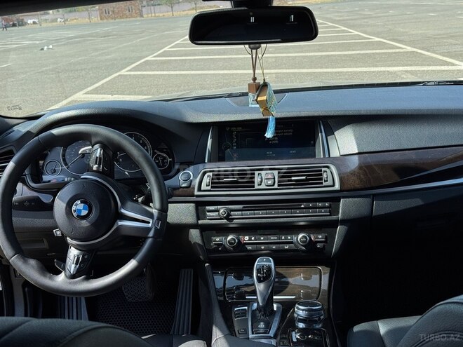 BMW 528 2015, 241,087 km - 2.0 л - Gəncə