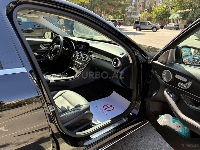Mercedes C 300 2019, 67,500 km - 2.0 l - Bakı
