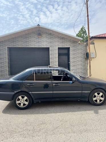 Mercedes C 180 1994, 368,000 km - 1.8 l - Bakı