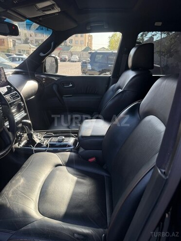 Nissan Patrol 2010, 89,000 km - 5.6 l - Bakı