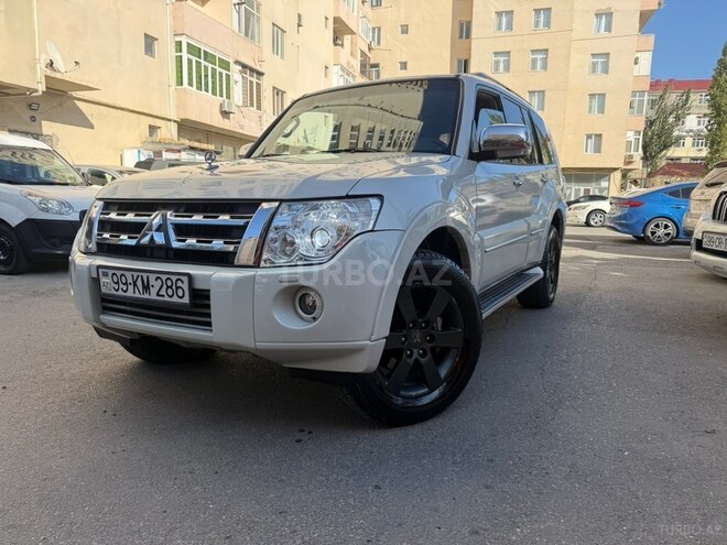 Mitsubishi Pajero 2007, 330,000 km - 3.8 л - Sumqayıt
