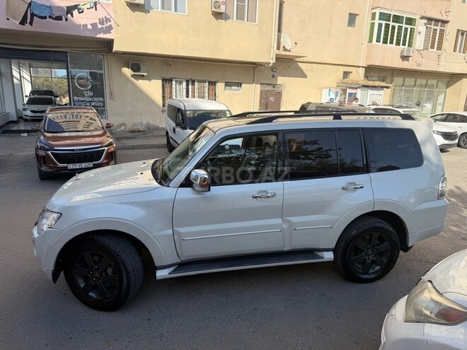 Mitsubishi Pajero 2007, 330,000 km - 3.8 л - Sumqayıt