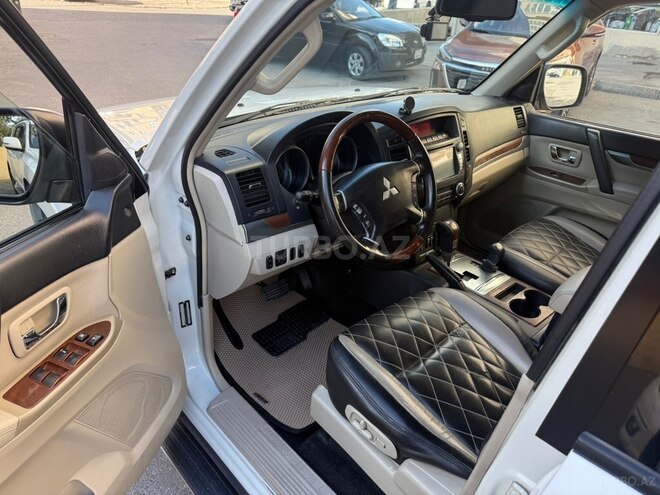 Mitsubishi Pajero 2007, 330,000 km - 3.8 л - Sumqayıt