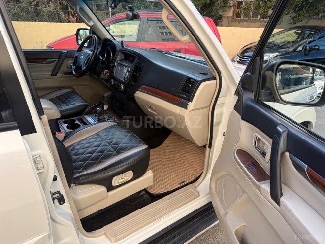 Mitsubishi Pajero 2007, 330,000 km - 3.8 л - Sumqayıt