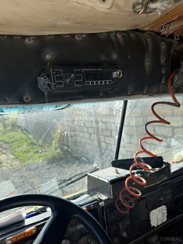 KamAz 55111 1989, 250,000 km - 11.0 l - Qusar