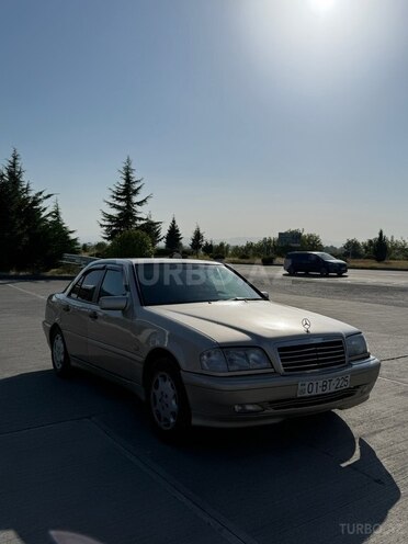 Mercedes C 220 1999, 664,679 km - 2.2 l - Qəbələ