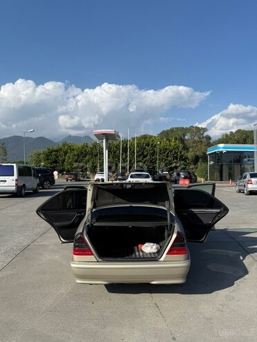 Mercedes C 220 1999, 664,679 km - 2.2 l - Qəbələ