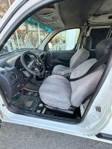 Peugeot Partner 2007, 300,000 km - 1.4 l - Bakı