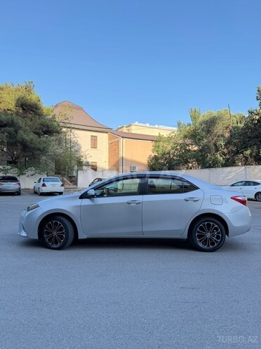 Toyota Corolla 2015, 232,200 km - 1.8 l - Bakı