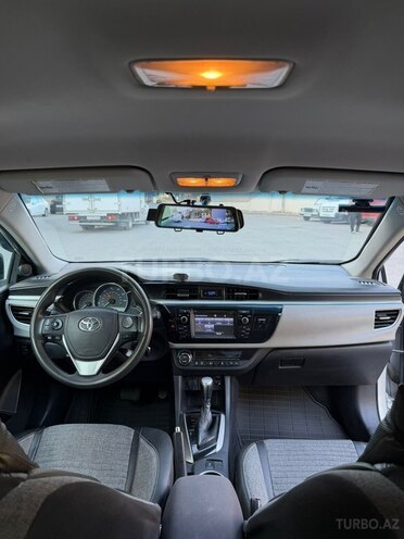 Toyota Corolla 2015, 232,200 km - 1.8 l - Bakı
