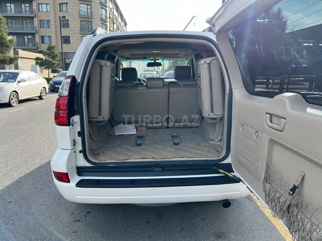 Toyota Land Cruiser Prado 2007, 235,000 km - 4.0 л - Bakı