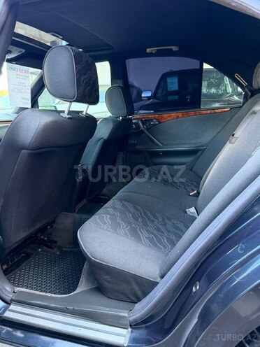 Mercedes E 220 1999, 528,000 km - 2.2 l - Sumqayıt