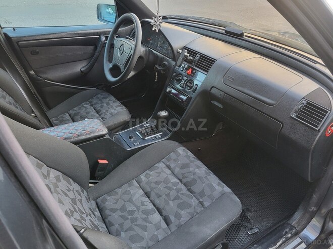Mercedes C 220 2000, 578,000 km - 2.2 l - Bakı