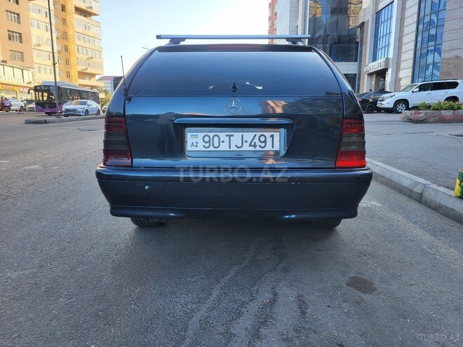 Mercedes C 220 2000, 578,000 km - 2.2 l - Bakı