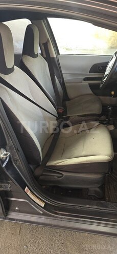 Toyota Prius C 2012, 226,000 km - 1.5 л - Bakı