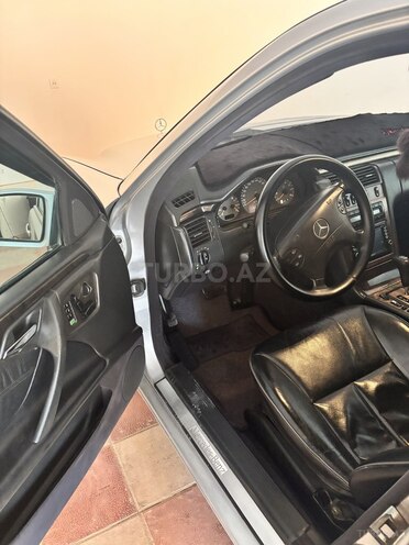 Mercedes E 240 2001, 212,000 km - 2.4 l - Bakı