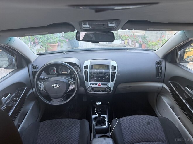 Kia  2008, 235,000 km - 1.6 l - Bakı