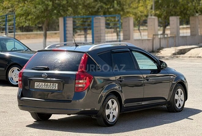 Kia  2008, 235,000 km - 1.6 l - Bakı