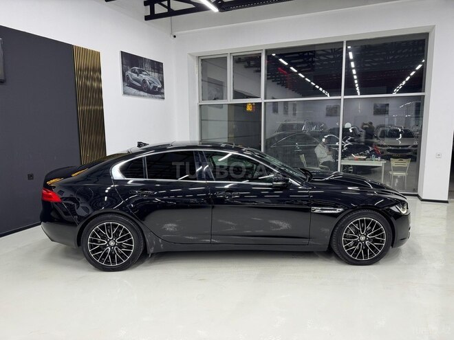 Jaguar XE 2016, 174,500 km - 2.0 л - Bakı