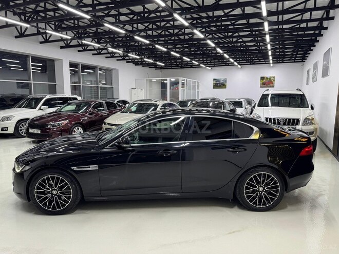 Jaguar XE 2016, 174,500 km - 2.0 л - Bakı