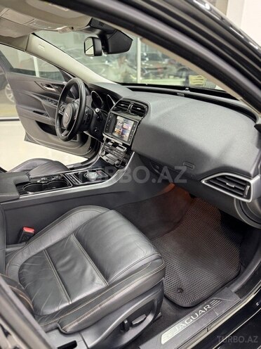 Jaguar XE 2016, 174,500 km - 2.0 л - Bakı
