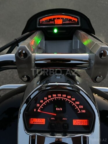 Suzuki Intruder M1800R 2013, 21,000 km - 1.8 l - Bakı