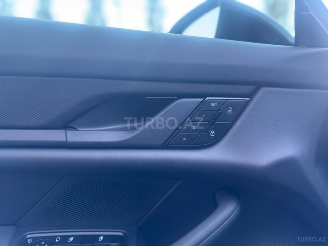 Porsche Taycan 2023, 4,900 km - 0.0 l - Bakı