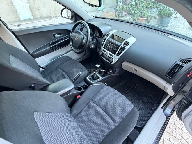 Kia  2008, 235,000 km - 1.6 l - Bakı