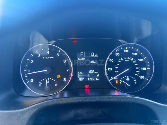 Hyundai Elantra 2017, 200,000 km - 2.0 l - Bakı