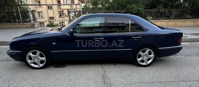 Mercedes E 240 1999, 347,000 km - 2.4 l - Bakı