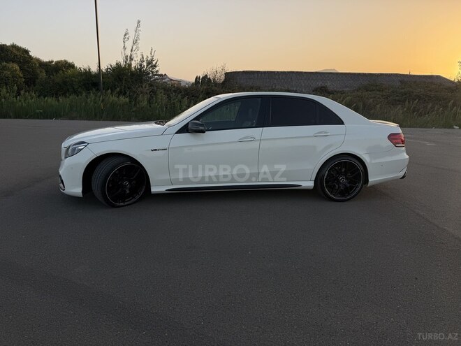 Mercedes E 350 2009, 340,000 km - 3.5 l - Masallı