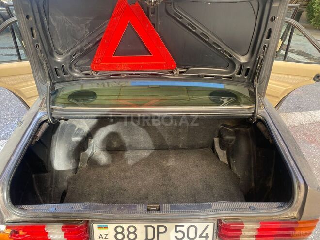 Mercedes 190 1992, 235,000 km - 2.0 l - Bakı