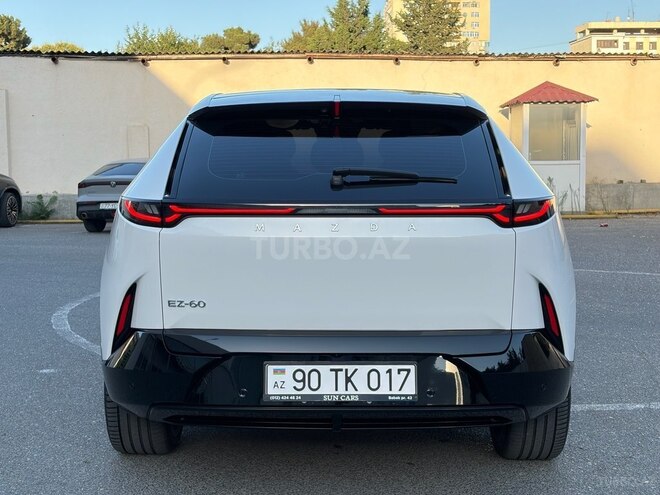Mazda  2025, 12,500 km - 1.5 l - Bakı