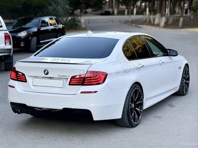 BMW 528 2014, 178,000 km - 2.0 л - Bakı