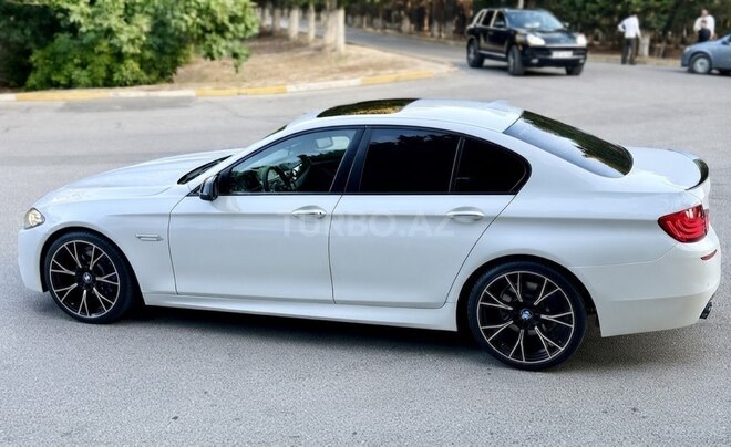 BMW 528 2014, 178,000 km - 2.0 л - Bakı