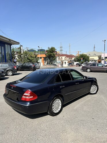 Mercedes E 270 2003, 320,000 km - 2.7 l - Bakı