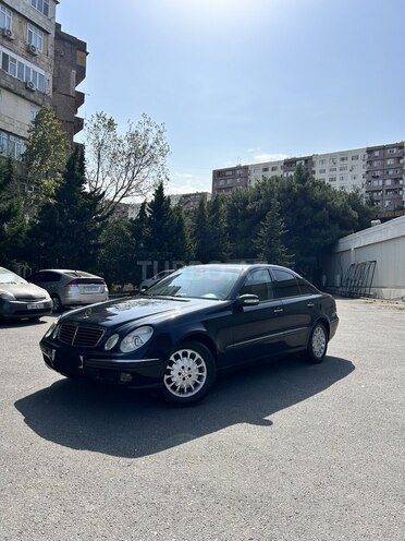 Mercedes E 270 2003, 320,000 km - 2.7 l - Bakı