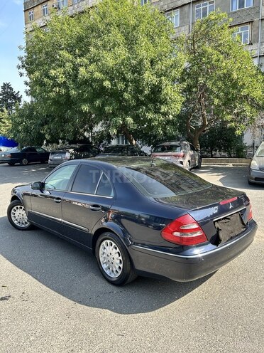 Mercedes E 270 2003, 320,000 km - 2.7 l - Bakı