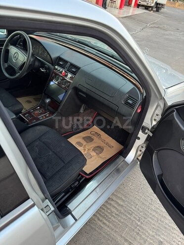 Mercedes C 220 1998, 463,250 km - 2.2 l - Cəlilabad