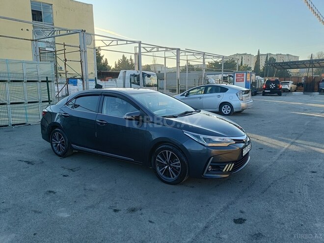 Toyota Corolla 2017, 144,000 km - 2.0 l - Bakı