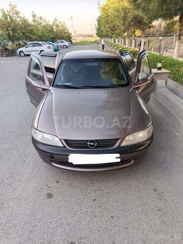 Opel Vectra 1998, 394,000 km - 1.8 l - Şirvan