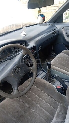 Hyundai Sonata 1995, 190,000 km - 2.0 l - Tovuz